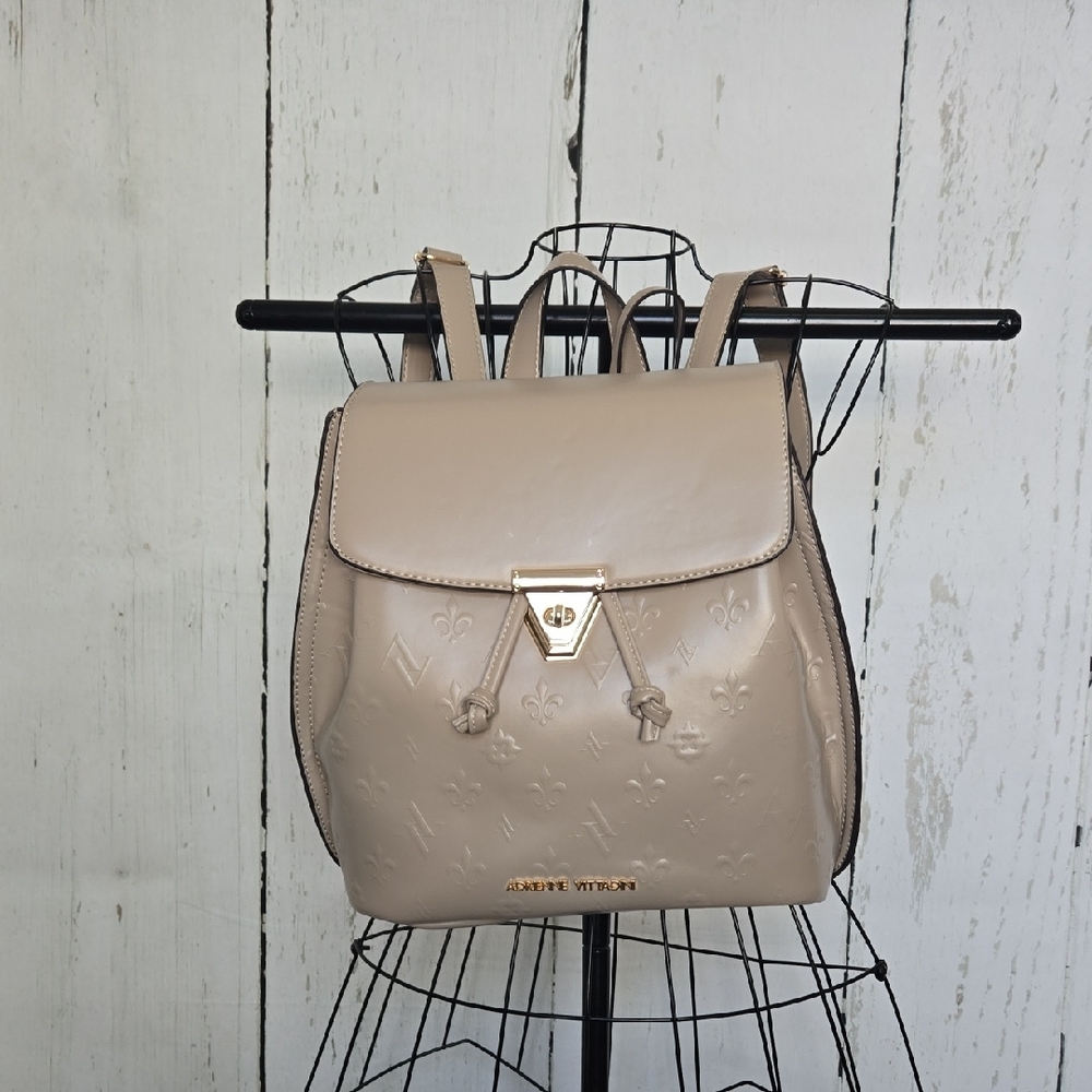 NWT Adrienne Vitadini Beige Men's Women's Backpack With Removeable Coin Pouch